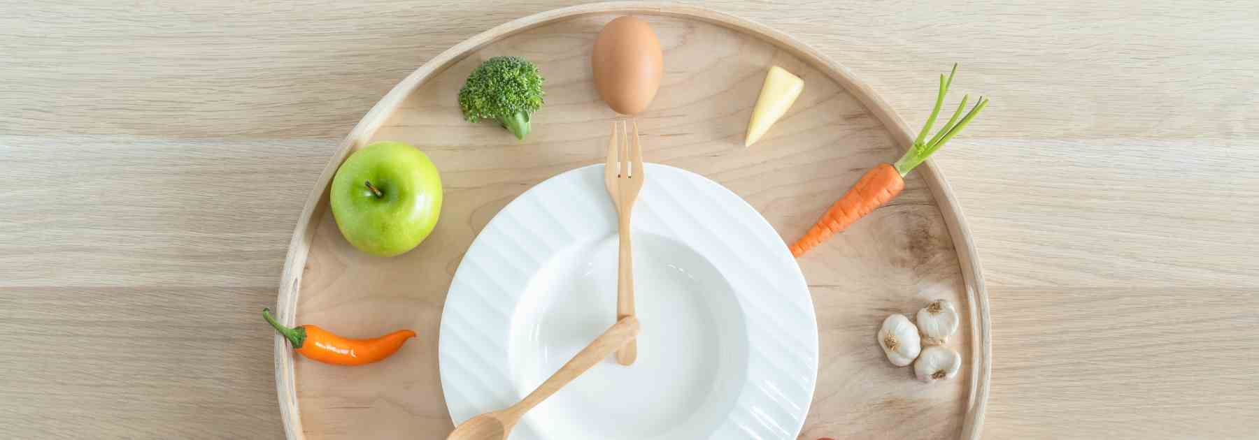 Clock showing the importance of healthy eating